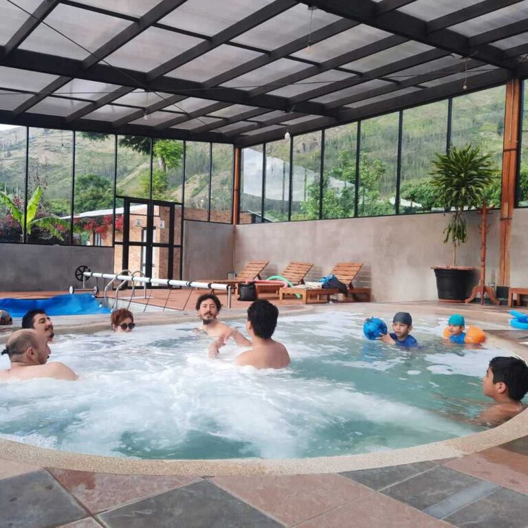 Piscinas initeriores de la Casta